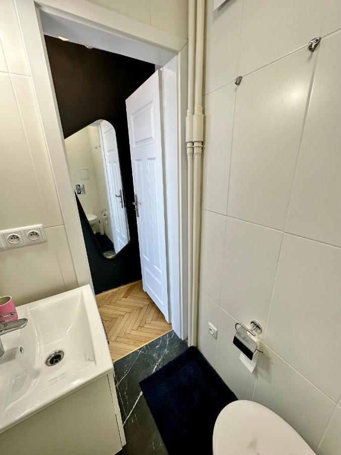 Platinum Metro X2 Wifi 350 Mbs Netflix Hbo Appletv Apartment Варшава Екстериор снимка